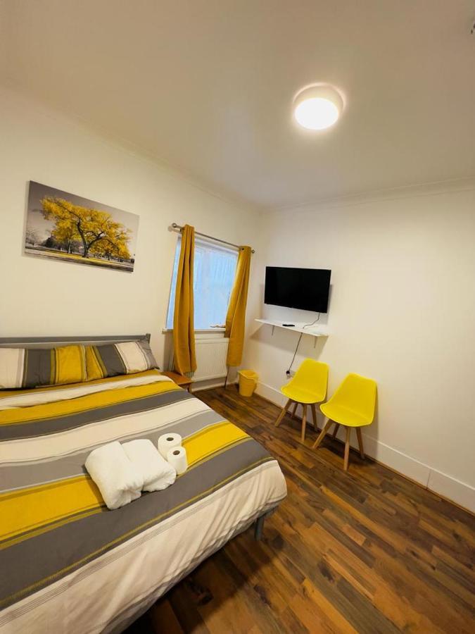 Hotel Woodgreen House Londres Exterior foto